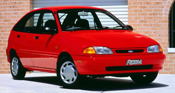 Ford Festiva vehicle image